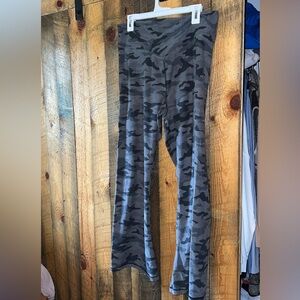 Camo yoga pants